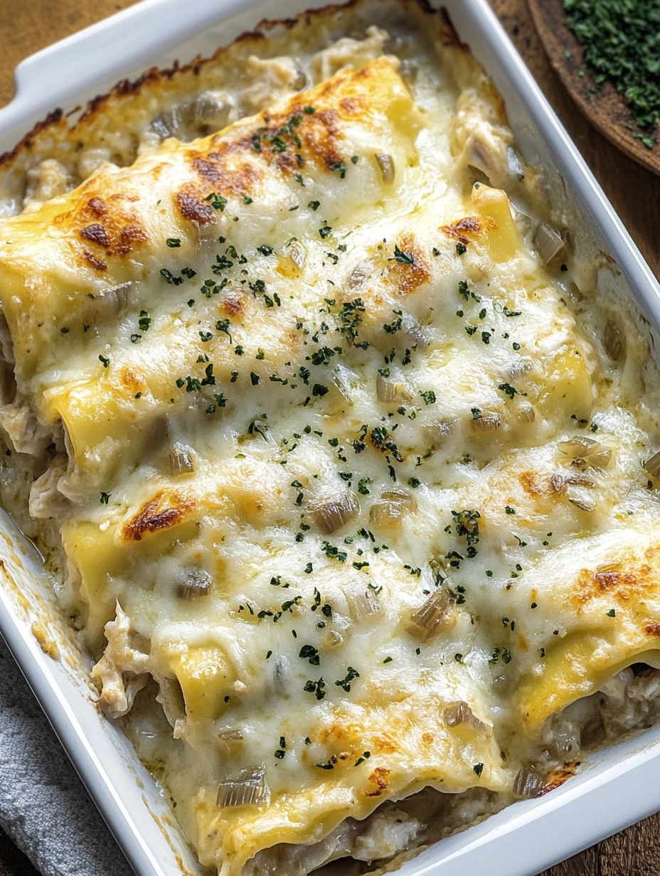 French Onion Chicken Lasagna Rollups 