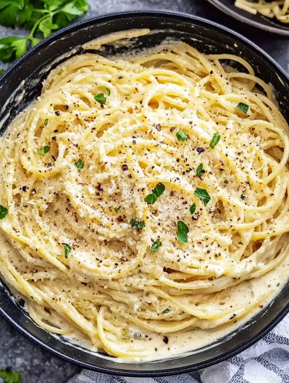 Creamy Garlic Pasta | 30-Minute Easy Pasta Dinner 126 Creamy Garlic Pasta | 30-Minute Easy Pasta Dinner