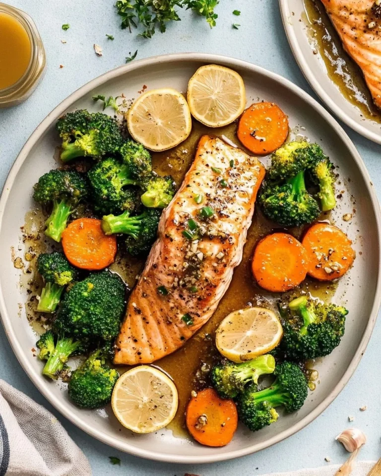 Honey-Garlic-Sheet-Pan-Salmon-with-Broccoli-Carrots-Recipe