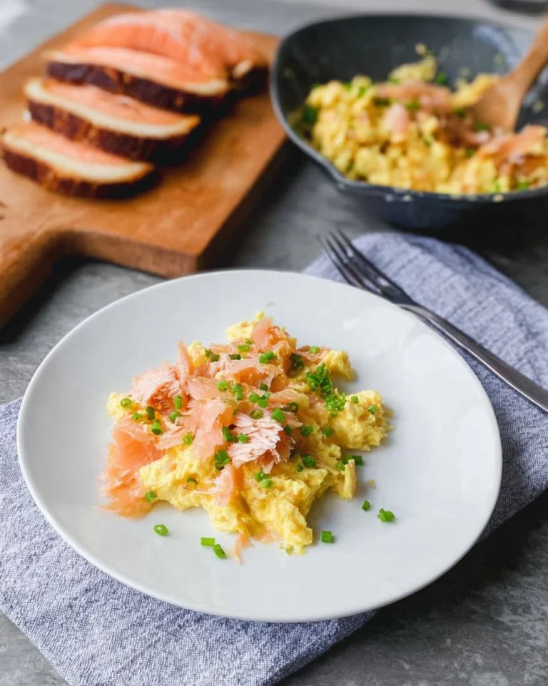 Soft-Scrambled-Eggs-with-Smoked-Salmon-Chives-Toast-or-Bagel-Recipe