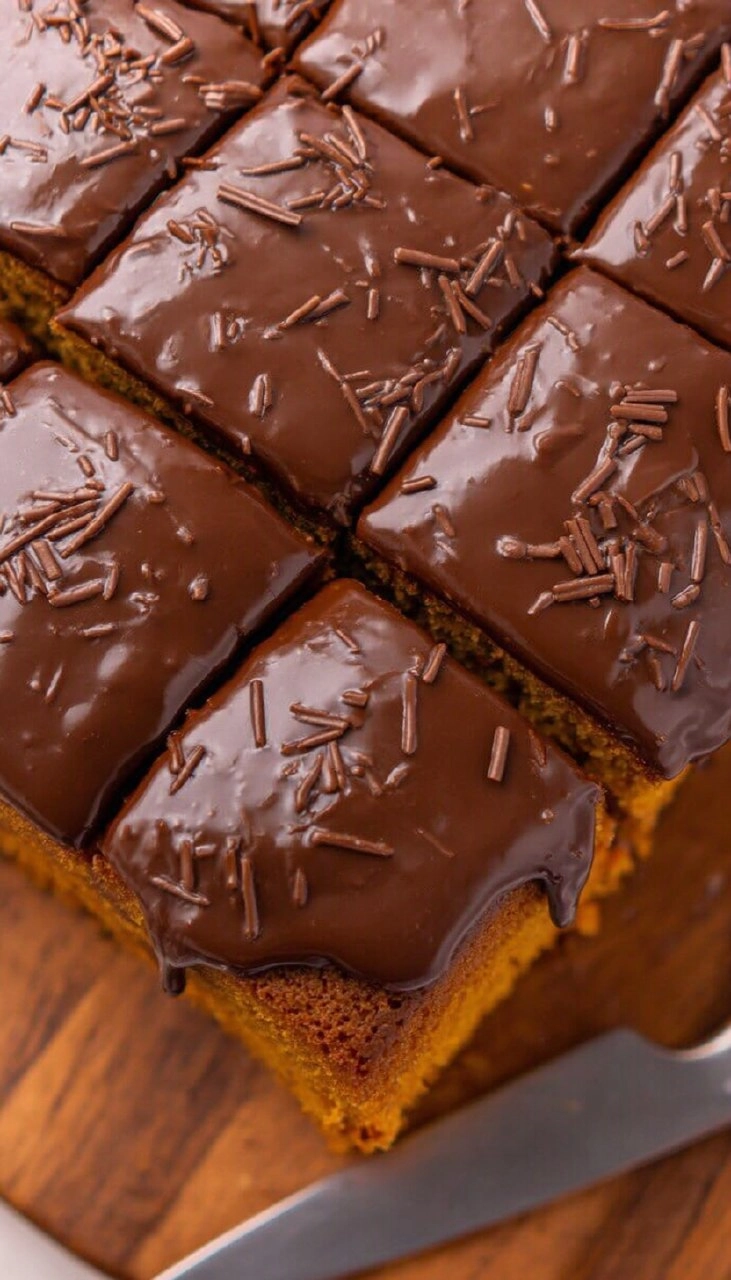 Brazilian Carrot Cake with Chocolate Glaze