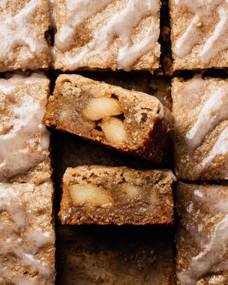 Apple-Cinnamon-Blondies-Recipe