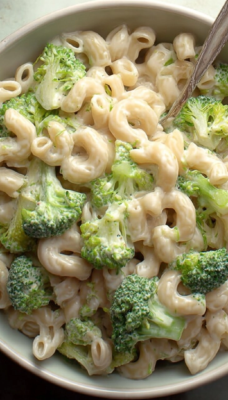 Sharp White Mac and Cheese with Broccoli (High Protein)